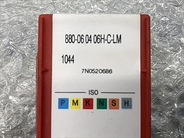 C106903 チップ 新品 サンドビック 880-060406H-C-LM_1