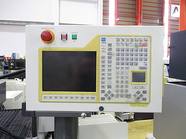 P004098 ＮＣ放電加工機 三菱電機 EA8M_2