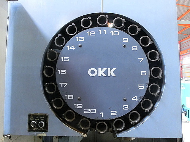 P003800 立型マシニングセンター OKK VM4_4