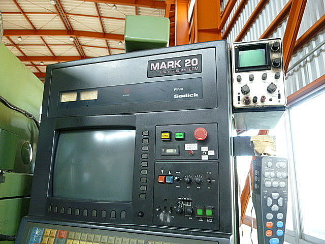 C001352 ＮＣ放電加工機 ソディック FS-A65_8
