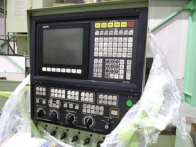 P010029 立型マシニングセンター オークマ MC-5VA_4