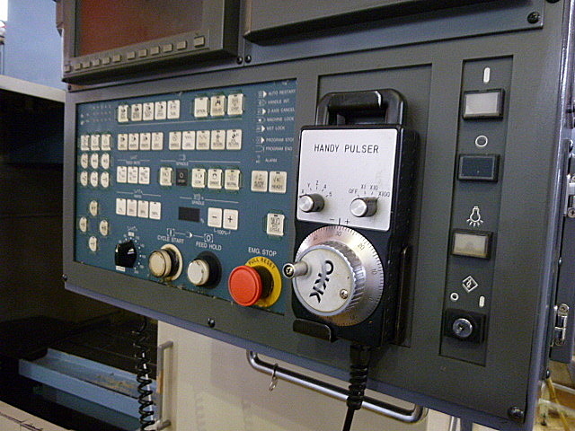 P000359 立型マシニングセンター OKK VM4-2_5