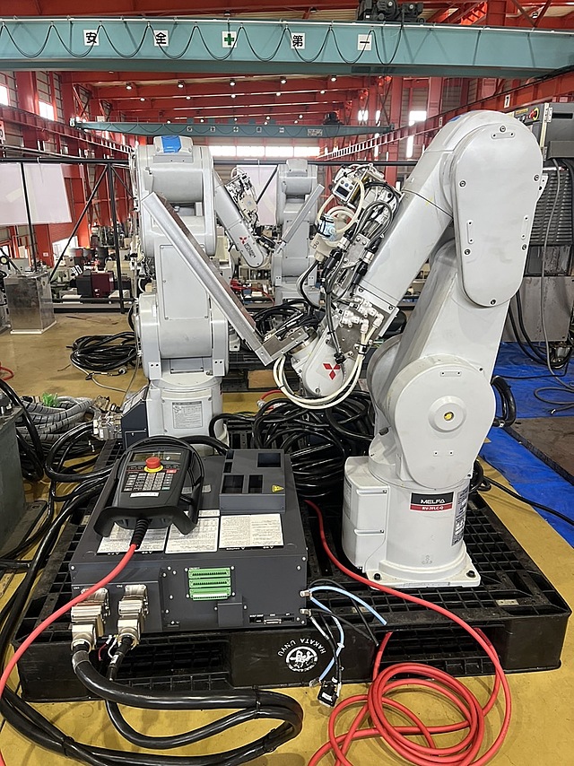 P007866 ロボット 三菱電機 RV-7FLC-Q-S166_0