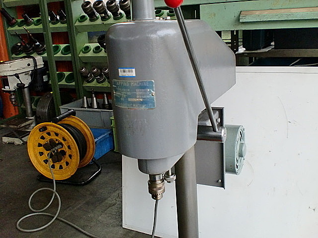 C001093 タッピング盤 富士電動工機 FBD-10TN_8