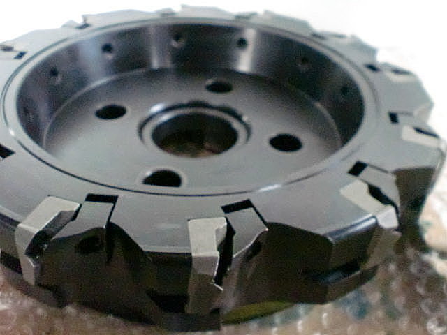 Z002346 フェイスミル サンドビック RA260.22S-250-25J-47.6W_8