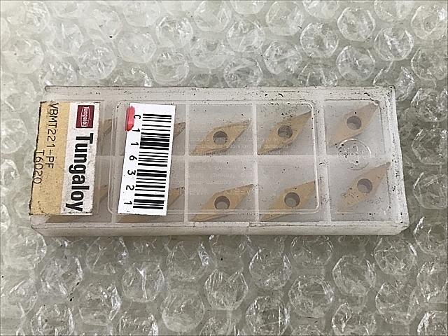 C116321 チップ　新品 タンガロイ VBMT110304-PF