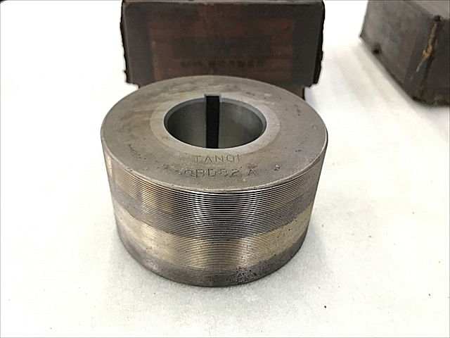 C114403 転造丸ダイス -- 1/4 28U_1