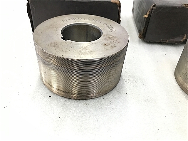 C114408 転造丸ダイス -- M4x0.7_1