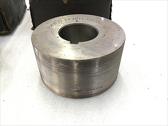 C114408 転造丸ダイス -- M4x0.7_2