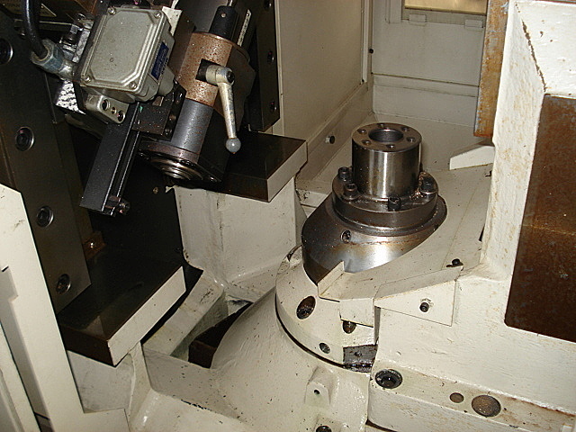 B001855 ＮＣホブ盤 三菱重工業 GB15CNC_24