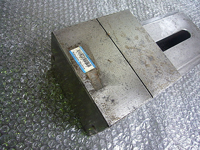A008122 精密バイス --_2