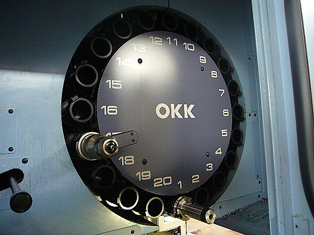 C001175 立型マシニングセンター OKK VM5-2_8
