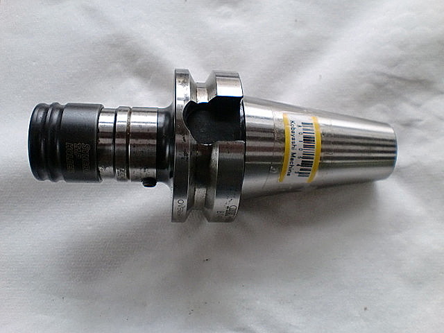 A010543 シンクロタップホルダー BIG BT40-CK3-85_0