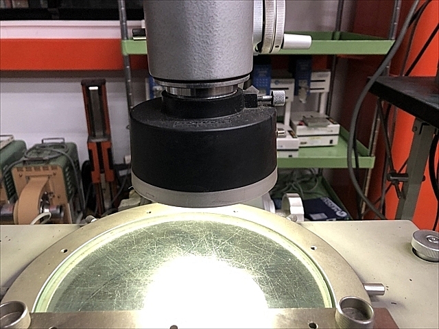 A133956 万能工具顕微鏡 トプコン TUM-200BD_4