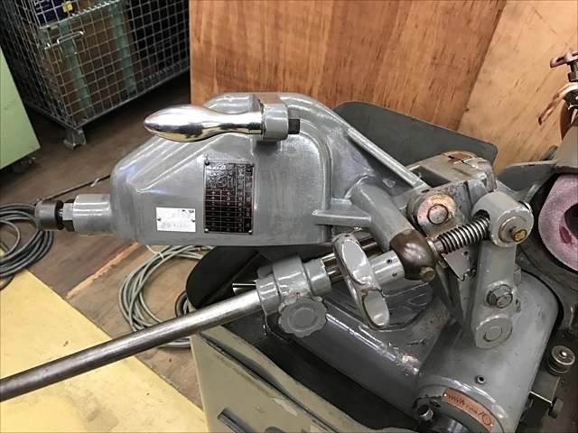 C111207 ドリル研削盤 藤田製作所 DG80A | 株式会社 小林機械 C111207 ドリル研削盤 藤田製作所 DG80A | 株式会社 小林機械