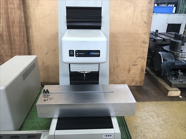 C108242 3Dモデリングマシン ローランドディージー PNC-2500H C108242 3Dモデリングマシン ローランドディージー PNC-2500H