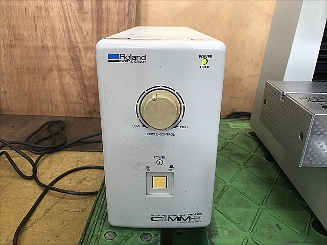 C108242 3Dモデリングマシン ローランドディージー PNC-2500H C108242 3Dモデリングマシン ローランドディージー PNC-2500H