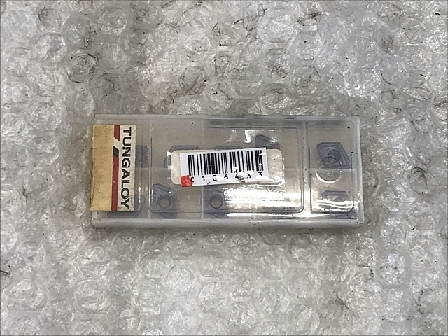 C106433 チップ 新品 タンガロイ XPMT08T308R-DJ AH740_0