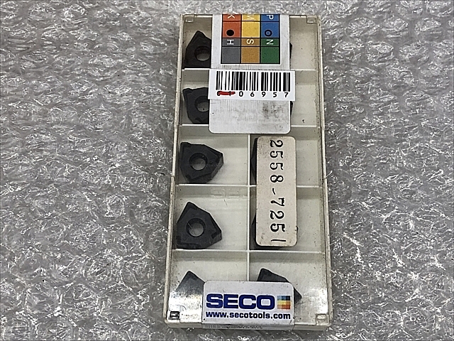 C106956 チップ 新品 SECO XNEX080608TR-M13_0