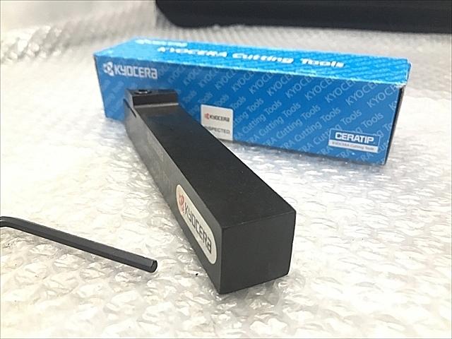 C106779 バイトホルダー 新品 京セラ KGMR2525M-2T17 | 株式会社 C106779 バイトホルダー 新品 京セラ KGMR2525M-2T17 | 株式会社