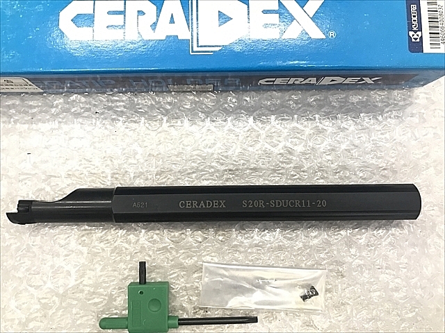 C106644 ボーリングバイトホルダー 新品 京セラ S20R-SDUCR11-20_1