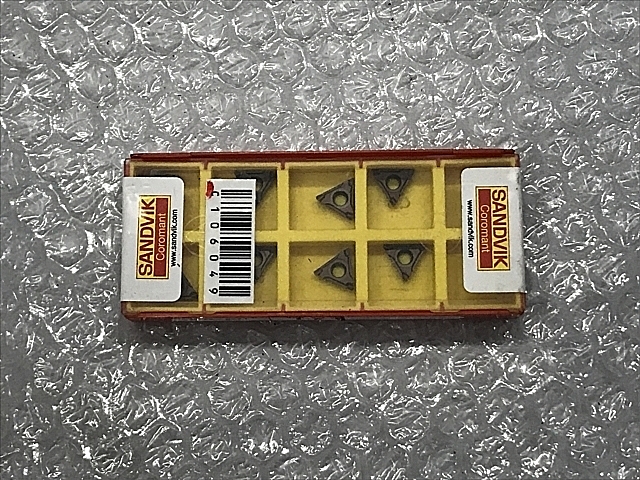 C106049 チップ 新品 サンドビック TCGX 11 02 04L-WK 1125_0