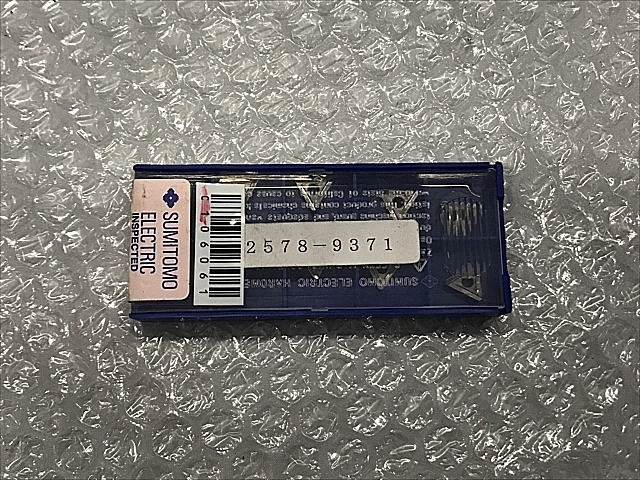 C106061 チップ 新品 住友電工（イゲタロイ） TNGG11T208L-SM_0