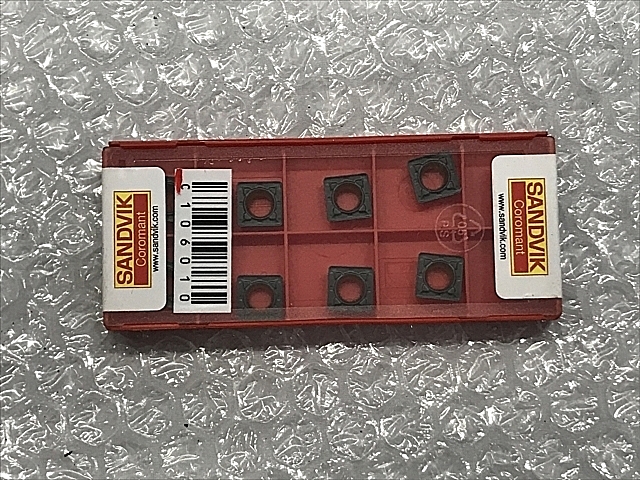 C106011 チップ 新品 サンドビック SCMT 09 T3 08-KR 3215