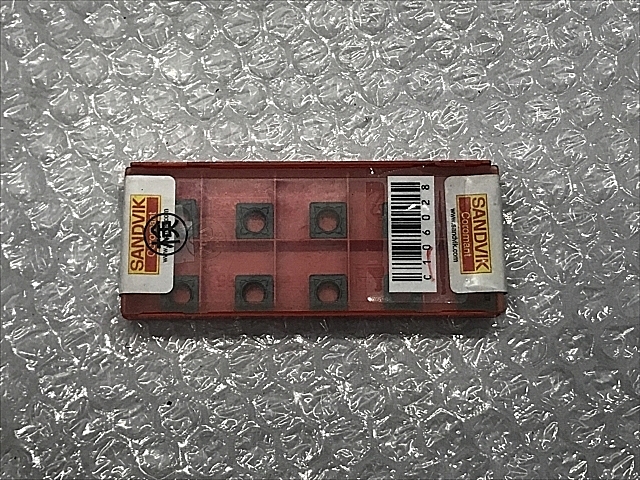 C106028 チップ 新品 サンドビック SCMT 09 T3 08-KR