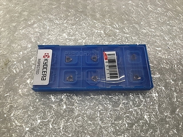 C105711 チップ 新品 京セラ 08IR5501