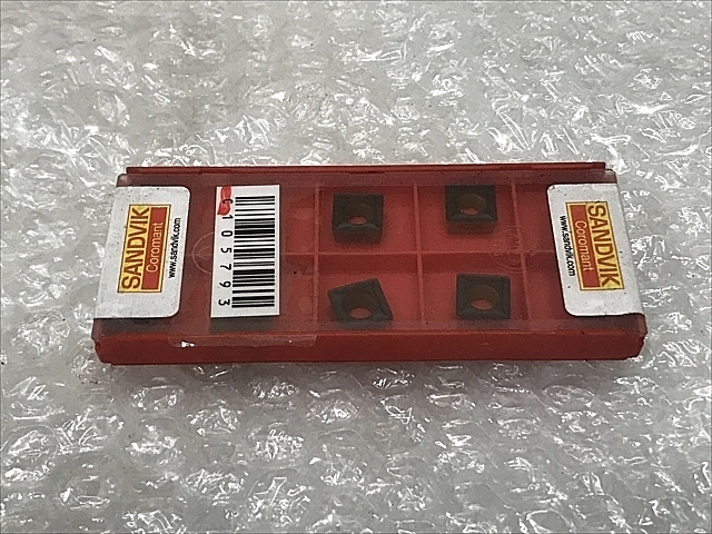 C105793 チップ 新品 サンドビック SCMT 09 T3 08-UR 4235