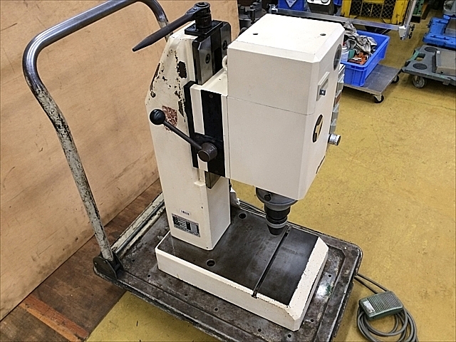 C103168 リベッティングマシン 吉川 US-66_3