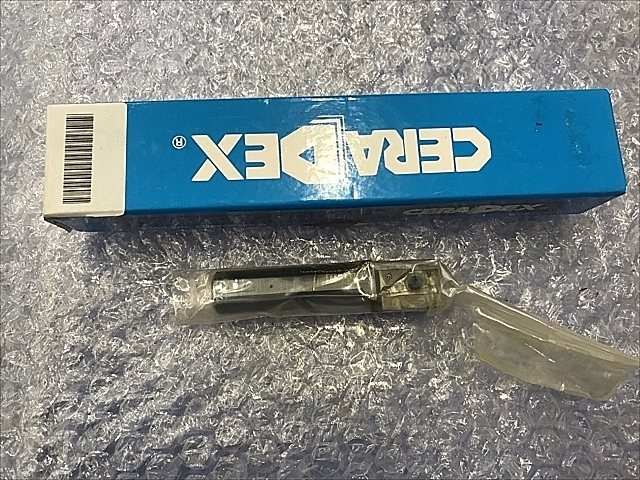 A137435 ボーリングバイトホルダー 新品 京セラ XC4435SVNR12-S14