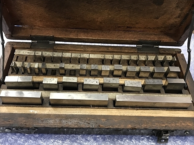 A135077 ブロックゲージ 昭和精工 | 株式会社 小林機械