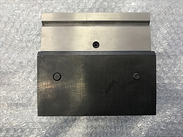 C100931 金型 アマダ T-5A_4