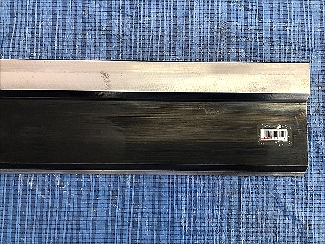 C100226 金型 アマダ 103 _3