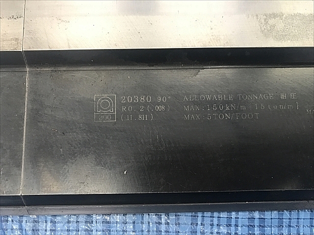 C100186 金型 アマダ 20380_3