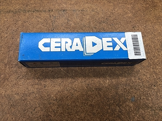 A137367 バイトホルダー 新品 京セラ XB6334PE1612-VP