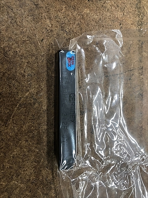 A137390 バイトホルダー 新品 京セラ XB5884PEL1212F-07F_1