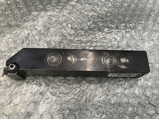 京セラ 端面溝入れ加工用ホルダ GFVT GFVTR2525M-352B A131317 バイトホルダー 京セラ GFVTR2525M-08AA | 株式会社 小林機械