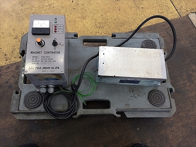 A129455 電磁チャック 富士磁工 FAM125×250P4G1 | 株式会社 小林機械