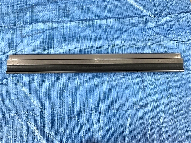 A128289 金型 -- 4_4