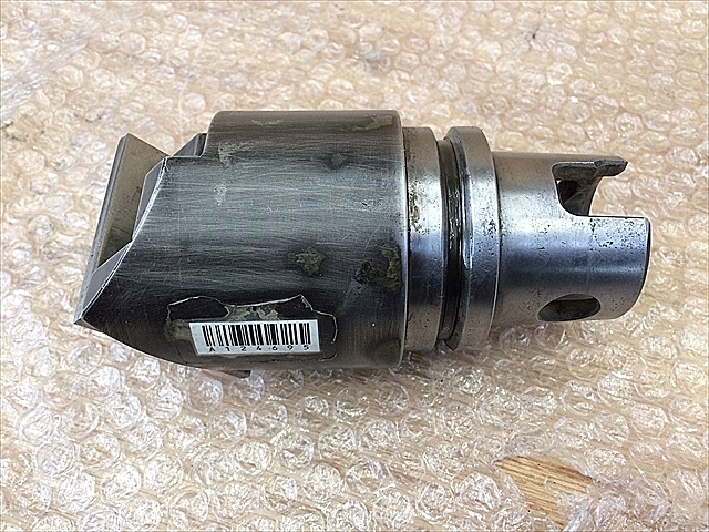 A124695 切削ホルダー KENNAMETAL