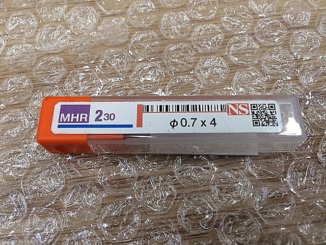 A124676 超硬エンドミル 新品 NS TOOL MHR230 φ0.7×4