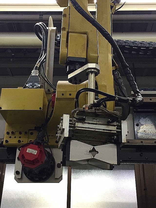 P005744 ロボット ファナック M-16iB/20T_13