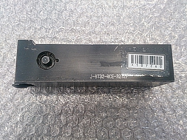 A107260 バイトホルダー サンドビック J-BT32-RCE-3242F_0
