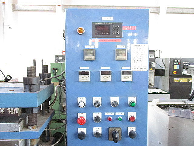 P004501 油圧成形機 東邦 TBD30-2_1
