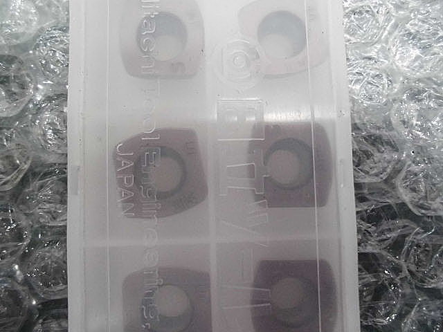 A023330 チップ 新品 日立 EDNW13T4TN-15_1
