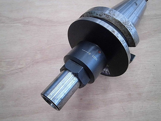 A028225 コレットホルダー -- BT50-CTS12-135_3