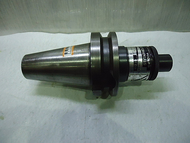 A020876 タップホルダー -- BT50-ST-TAPHOLDER_0